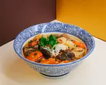ビーフシチュービーフン BUN BO SOT VANG（バインミーシンチャオ本郷三丁目店）