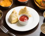 サモサ(2p) Samosa (2 Pieces)（ナマステ インディア 夙川店）