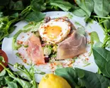 おすすめハムのサラダ Ham Salad with Sunny（トラットリア アルベロ）