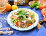 生ハムとモッツァレラのサラダ Uncured Ham and Mozzarella Salad（大衆イタリア食堂アレグロ塚口本店）