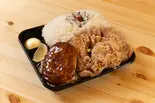 1キロからあげ＆ハンバーグ弁当（デカ盛り弁当 はるき 平岸店【唐揚げ弁当屋】）