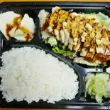 四川名物よだれ鶏定食(四川麻辣火鍋 天府 関内店)