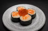 サーモンいくら巻き(KABUKI寿司)