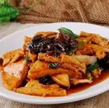 揚げ豆腐炒め（龍鳳源）