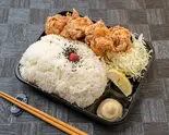 1キロからあげ弁当（【メガ盛り‼】1キロ弁当工房 肉MAX！！ 菊水店）