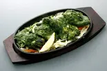 ほうれん草味付きティッカ・Spinach Flavored Tikka（インド料理神奈川カレーハウス）