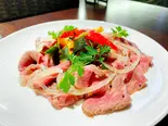 特製牛ヒレ肉のカルパッチョ 150g（牛ハラミステーキ＆ローストビーフ専門店 luxury bar ＆ cafe milas ミラス渋谷店）