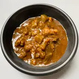 牛すじカレー丼大盛 ご飯大盛、ルー大盛（お好み焼・焼きそば えん 天王寺店）