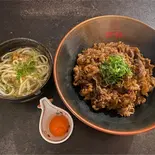 肉2倍 和牛丼+和牛麺+生たまご（黒毛和牛丼ぶり専門店 和牛丼 弥勒みろく）