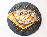 有機ほうじ茶キャラメルバナナクレープ/Organic Hojicha Caramel Banana Crepe（オーガニック日本茶と畳カフェ TEA TATAMO！三軒茶屋店）