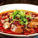 豚の血とハチノスの四川風煮込み(毛血旺)（聚香源）
