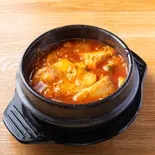 【今月限定・大盛無料】アツアツ辛旨!本格スンドゥブチゲクッパ(A5和牛焼肉・上野【ゆう焼けこやけ】6/1NEW OPEN!!)