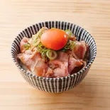 【1日限定20食】 炙りレアチャーシュー丼（中華そば花道）