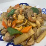 鶏肉とカシューナッツ炒め（中華料理 ハオツー）
