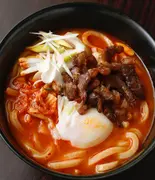 スンドゥブチゲ牛カルビうどん（匠のうどん 彩屋 芝浦店）