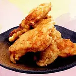 銀のむね肉唐揚げ(4個入り/約200グラム)（からあげ 金と銀 草加新善町店）