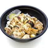 ももにんにく丼 塩（丼デリ成増店）