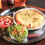 チーズナンカレーセット Cheese Naan Curry Set（アジアンオーシャン）
