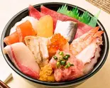 大漁盛り丼(160)（魚丼 北千住本店）