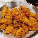 醤油味付けチキン1羽(大根ピクルス付き)（焼肉韓国料理 東大門）