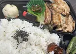 焼き餃子弁当（かあちゃん餃子）