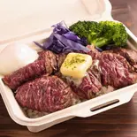 【当店人気No.1】バターステーキ丼 〜香ばしバター香る贅沢仕立て〜(ミートイートアップ吉祥寺店)