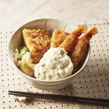 たるたるたっぷり、海老フライ(2本)とタレカツ丼(タル1)（丼ぶりとうどん つるや 東葛西店）