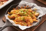 スパイシーフライドポテト＆チェダーチーズ（Trattoria＆Bar Over）
