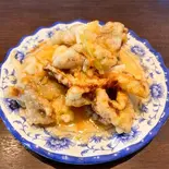豚肉の甘酢炒め(老式锅包肉)（中華料理 無限鴨）