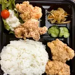 ももの唐揚げ弁当(副菜なし)（ともえ屋）