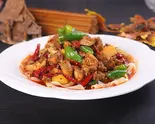 【リピーター続出！】大盘鸡 おぼん(鶏肉,野菜,麺煮込み)（ビャンビャン麺 朋友）