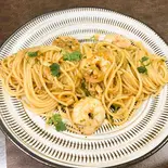 海老のガーリックバターソース（パスタ＆カフェ つきあかり）