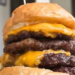 DODONPAバーガー(+ポテト)（MEAT BAR DODONPA！）