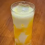 マンゴーラッシーMango Lassi（インドネパールレストラン）