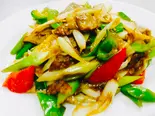 ネギとラム肉炒め(中華料理 宮)