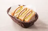 三元豚のロースカツサンド（ピーターパン珈琲 船橋三咲店）