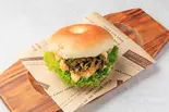 高菜たまご ベーグルサンド（4TH STREET BAGEL）
