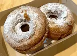 甘さ控えめミルクドーナッツ  Donuts（【大盛ご飯300g無料】肉汁ハンバーグ）