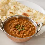 キーママサラカレーとナン（インド料理ウッタム）