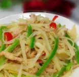 豚肉とじゃがいも細切り炒め（満福楼 東村山店）