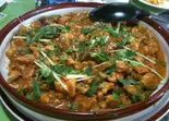 チキンハンディ Chicken Handi（カラチの空）