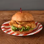 100%チキンバーガー/The 100% Chicken Burger！！（JB's TOKYO エキュート赤羽みなみ店）