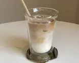 カフェラテ(アイス)/Cafe latte(ice)（【グルテンフリー】洋菓子とコーヒー シモキタシマイ/【gluten-free】pâtisserie ＆ coffee stand shimokitashimai）