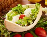 フムスサンド Hummus Sandwich（ウスキュダル ケバブ）