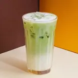 ココナッツ抹茶ラテ Coconut & Matcha Latte(バインミーシンチャオ西巣鴨店)
