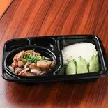 ムーナムトック 豚肉のスパイシーサラダ Spicy Grilled Pork Salad（タイレストラン アロイ）