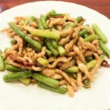 ニンニクの芽と肉の千切り炒め（吉聚閣）