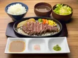 黒毛和牛赤身サーロインステーキ（HAMBURG＆STEAK AMACRO）