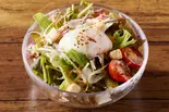 シーザーサラダ Caesar Salad（濃厚オムハヤシ＆ハンバーグ「KAKUSHIAZI」 上平間店）