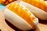 【数量限定】まるっとマンゴーコッペ Whole Mango Cream Koppe Pan(焼きたてコッペ製パン メトロセンター葛西店)